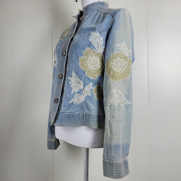 Christopher & Banks jean jacket with floral embroidery size small - Picture 5 of 12